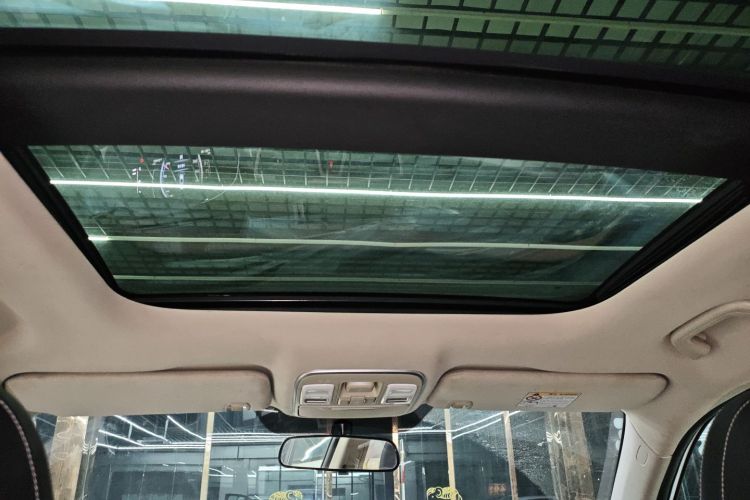 吉利汽车 博越 2016款 2.0L 手动智联型局部细节22