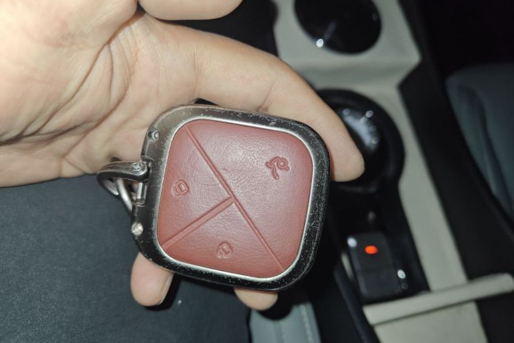 五菱汽车 五菱缤果 2024款 333km 悦享款中控内饰11