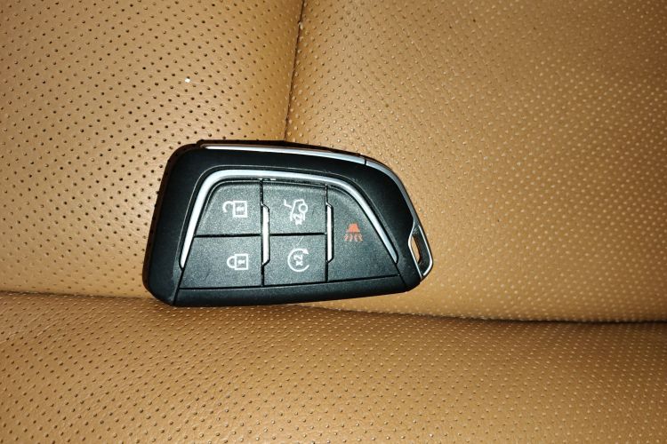 凯迪拉克CT4 2021款 28T 豪华型中控内饰7001