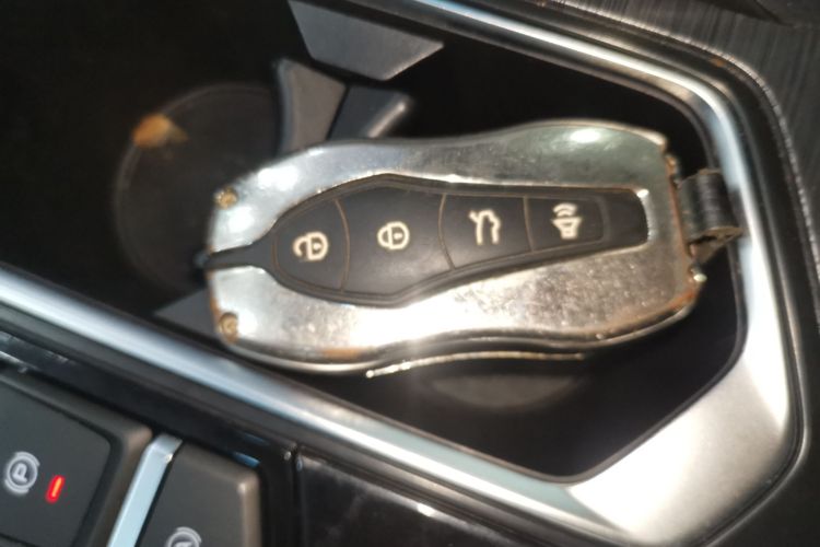 吉利汽车 星越 2019款 改款 350T 耀星者中控内饰11