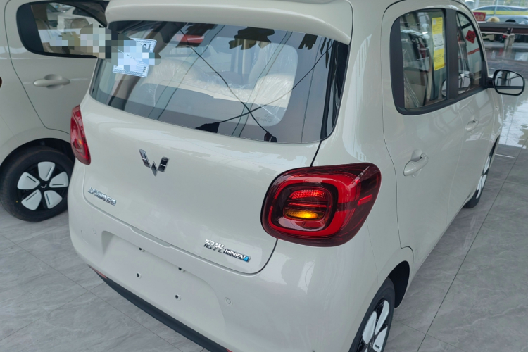 五菱汽车 宏光MINIEV 2025款 四门版 进阶款车身外观6005