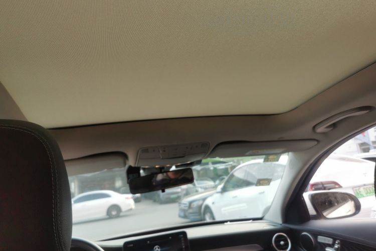 奔驰C级 2020款 改款 C 260 L 运动版中控内饰22