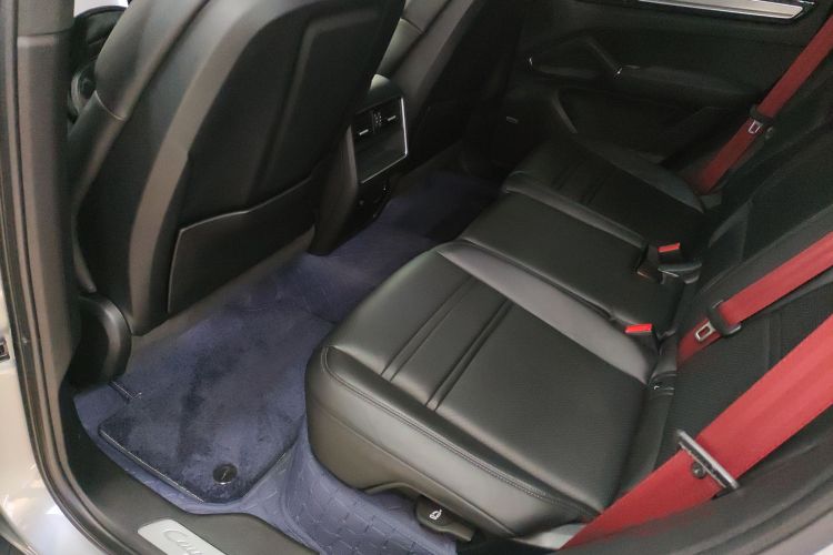 保时捷 Cayenne新能源 2021款 Cayenne E-Hybrid 2.0T中控内饰21