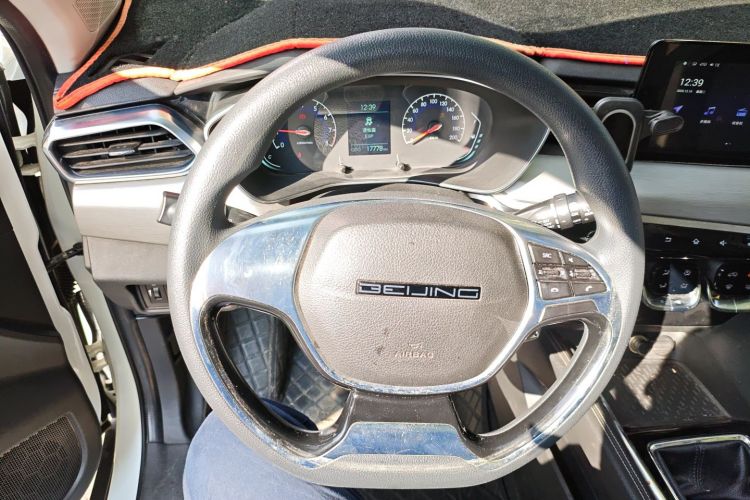 北京汽车 北京X3 2020款 1.5T 手动荣耀版PLUS中控内饰13