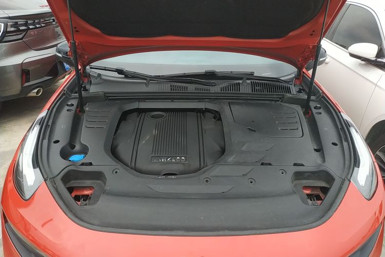 领克03 2019款 1.5TD DCT劲Pro版 国VI机舱底盘24