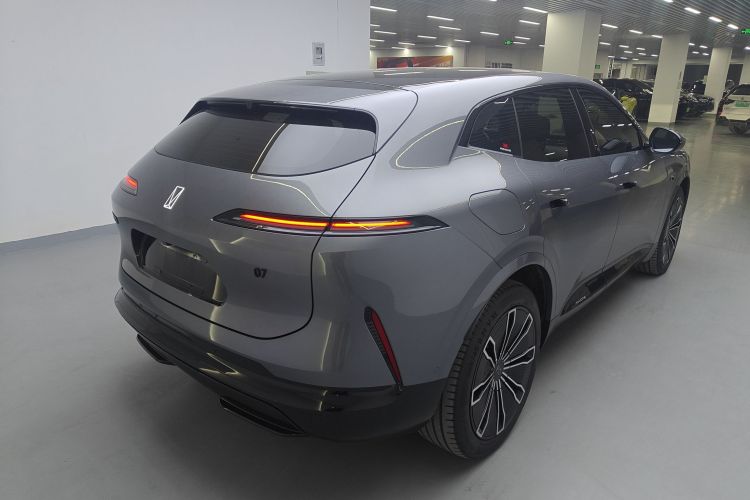 阿维塔07 2024款 Max增程版车身外观7