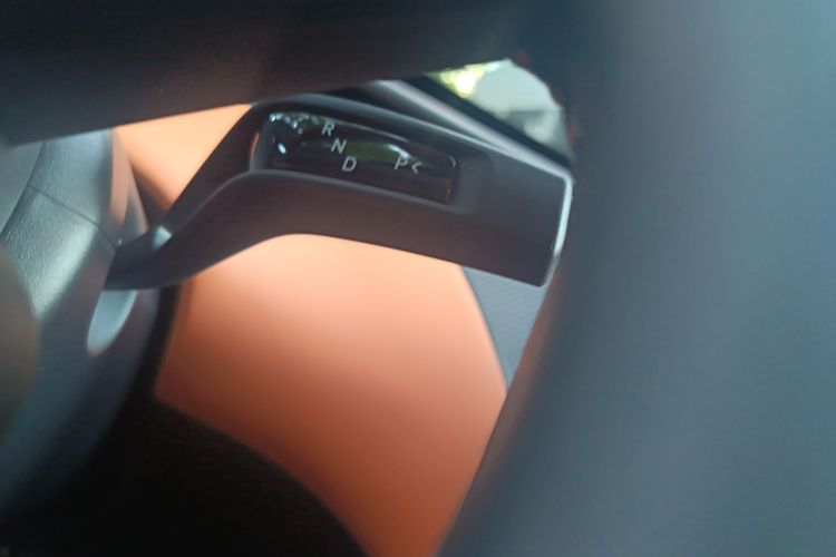 小米汽车 小米YU7 2025款 超长续航高性能四驱Max版局部细节18