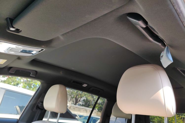 理想汽车 理想ONE 2021款 增程6座版局部细节22