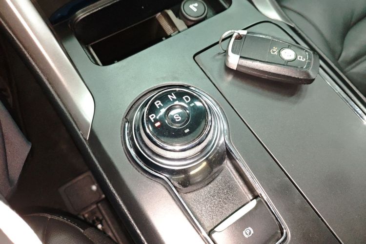 福特 蒙迪欧 2017款 改款 EcoBoost 180 时尚型局部细节18