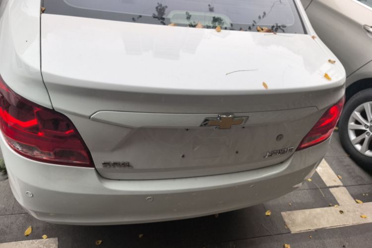 雪佛兰 2015款 赛欧3 1.5L 手动理想天窗版车身外观6004