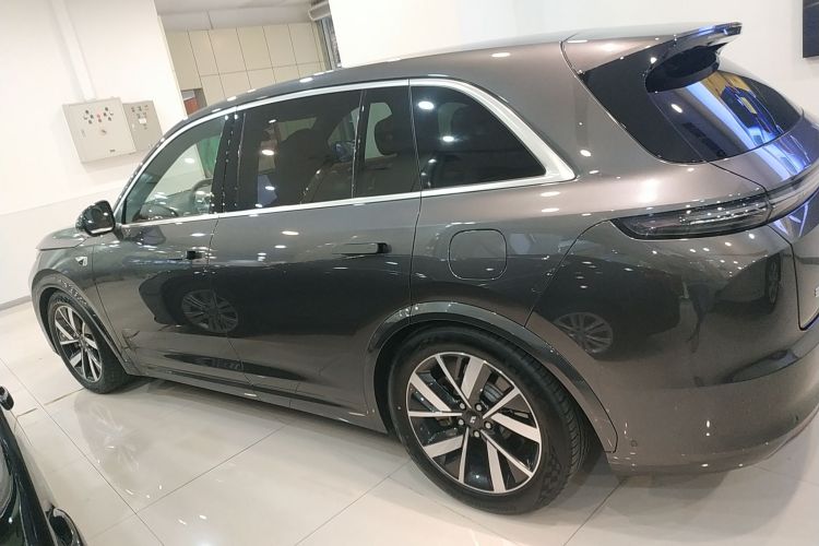 理想汽车 理想L7 2023款 Pro车身外观4