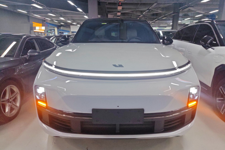 理想汽车 理想L8 2023款 Pro车身外观6001