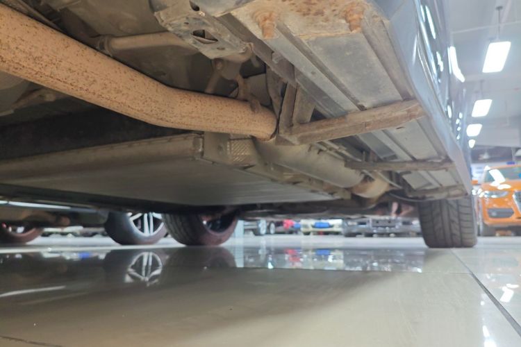 比亚迪 唐新能源 2021款 DM 2.0T 四驱高性能版创世旗舰型局部细节9001