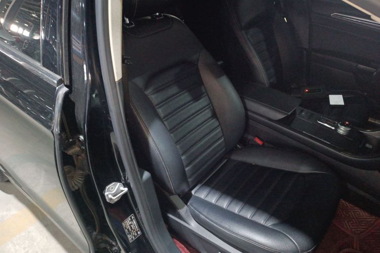 福特 蒙迪欧 2018款 EcoBoost 180 智控时尚型 国VI局部细节41