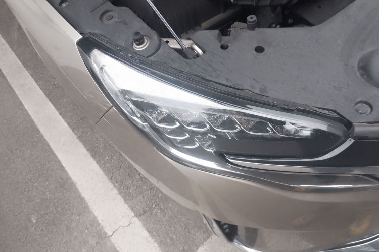 别克GL8 2023款 ES陆尊 尊享型车身外观8