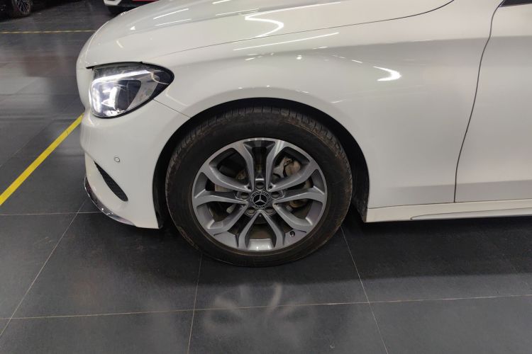 奔驰C级 2018款 C 180 L 时尚型运动版车身外观6007