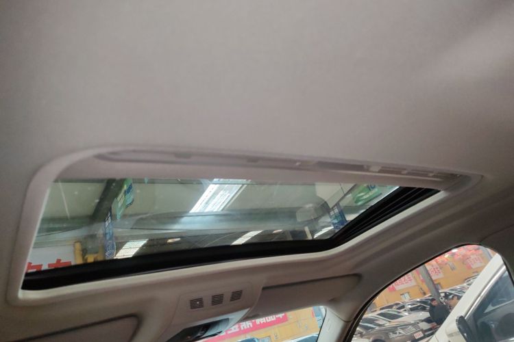 宝马X4 2014款 xDrive20i X设计套装局部细节22