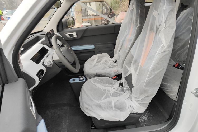 吉利银河 2024款 熊猫mini 200km 耐力熊中控内饰19