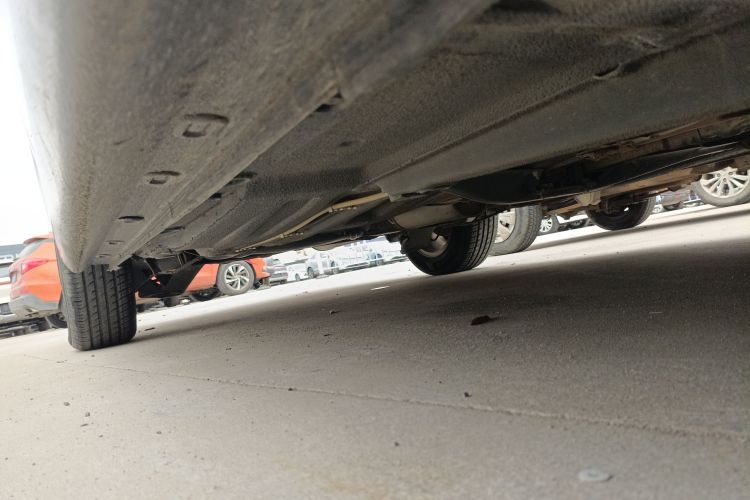 大众 朗逸 2013款 1.6L 手动风尚版局部细节9001