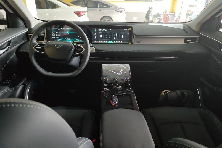 哪吒汽车 2023款 哪吒U-Ⅱ 挑战版 500 U秀 磷酸铁锂中控内饰7002