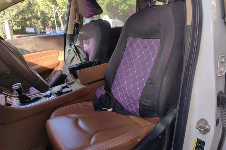 北汽幻速S7 2018款 1.5T 自动尊享型中控内饰19