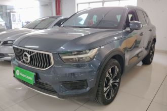 沃尔沃XC40 2022款 T4 四驱智远豪华版