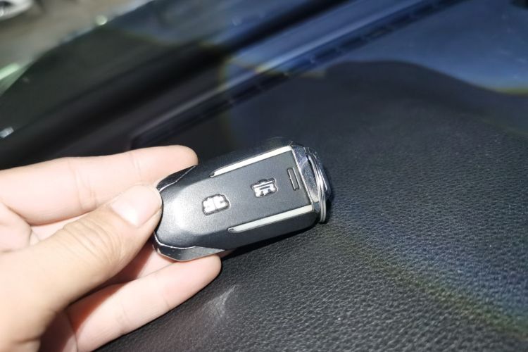 北京BJ20 2016款 1.5T CVT豪华型中控内饰11