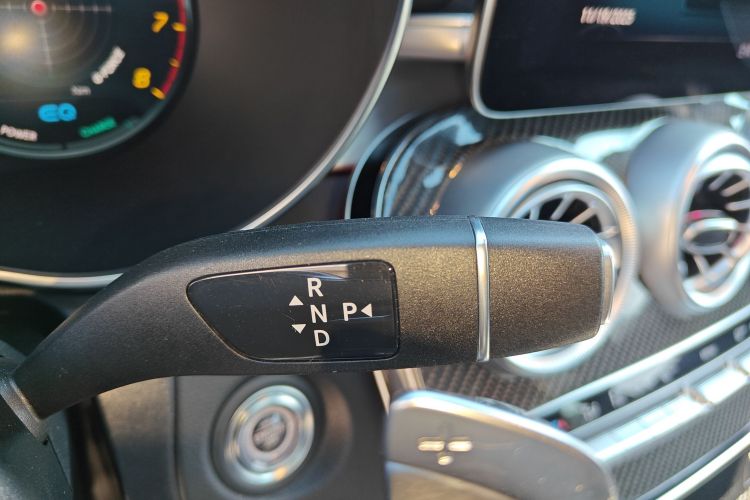 奔驰C级(进口) 2021款 C 260 轿跑车中控内饰18