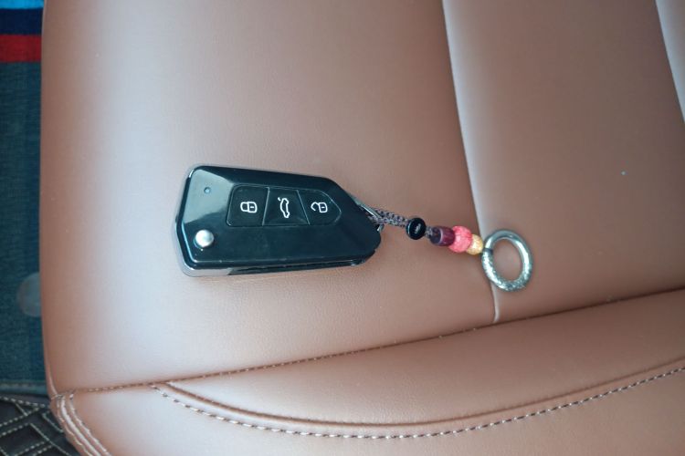 丰田 YARiS L 致炫 2022款 1.5L CVT领先PLUS版中控内饰11