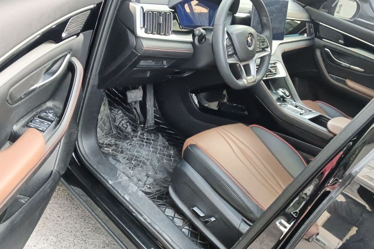 比亚迪 宋PLUS 2020款 1.5T 自动旗舰型中控内饰20