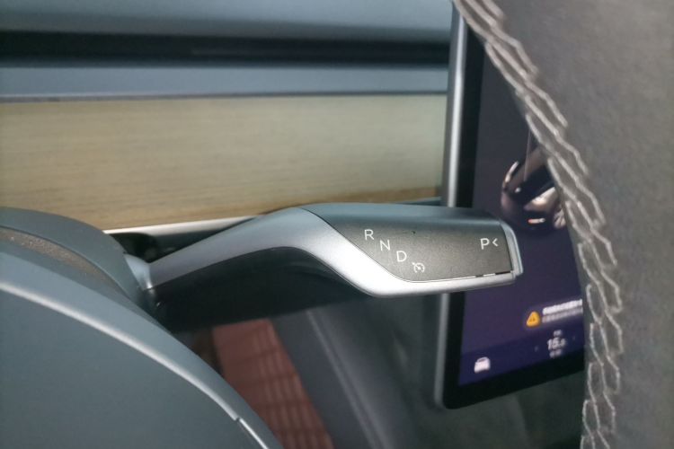 特斯拉 Model Y 2022款 改款 后轮驱动版局部细节18