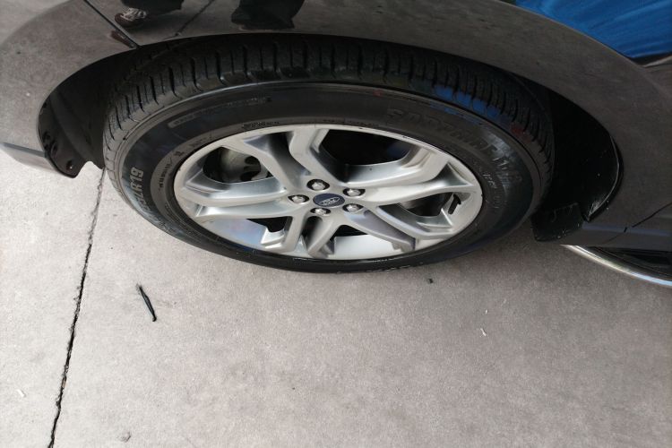 福特 锐界 2015款 2.0T GTDi 两驱豪锐型车身外观6007