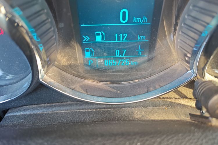 雪佛兰 科鲁兹 2013款 1.8L SX AT中控内饰15