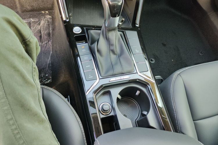 大众 帕萨特新能源 2025款 430PHEV 混动商务版局部细节18