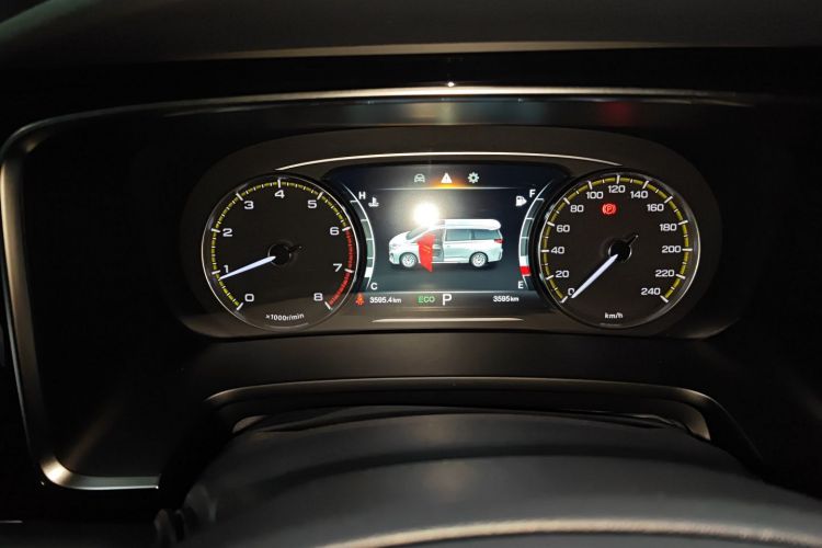 广汽传祺 传祺M8 2024款 领秀系列 390T 豪华版局部细节14