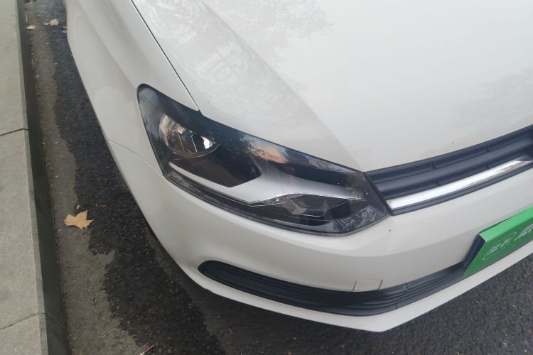 大众 Polo 2016款 1.4L 自动风尚型车身外观8