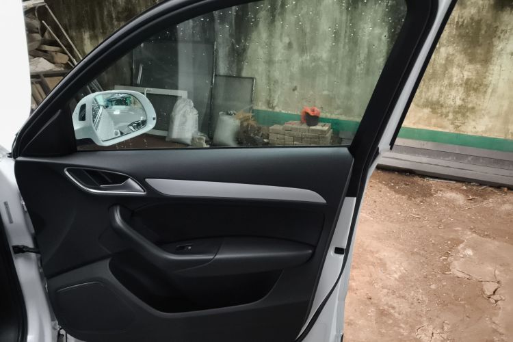 奥迪Q3 2018款 30 TFSI 时尚型典藏版中控内饰42