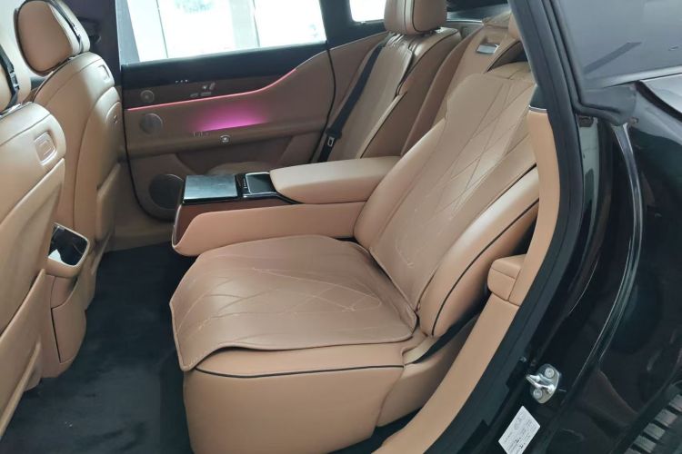 鸿蒙智行 享界S9 2024款 纯电 Ultra 四驱旗舰版中控内饰7004