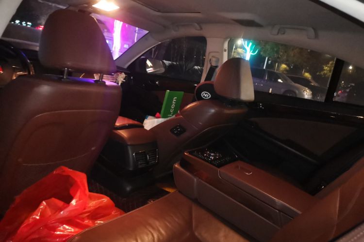 红旗H7 2015款 2.0T 豪华型局部细节22