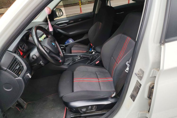 宝马X1 2013款 sDrive18i 运动设计套装局部细节19