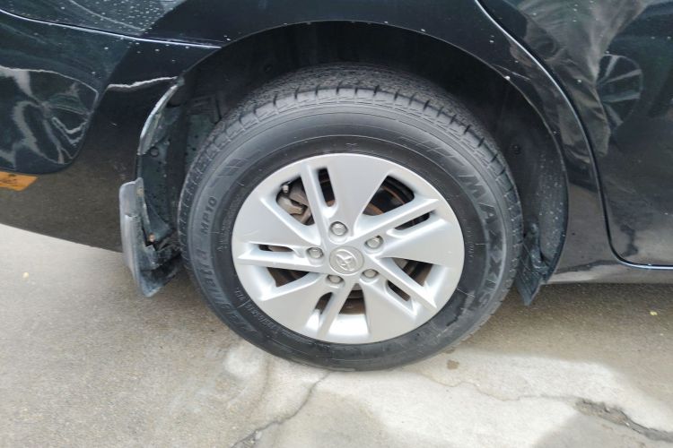 丰田 卡罗拉 2014款 1.6L 手动GL车身外观6008