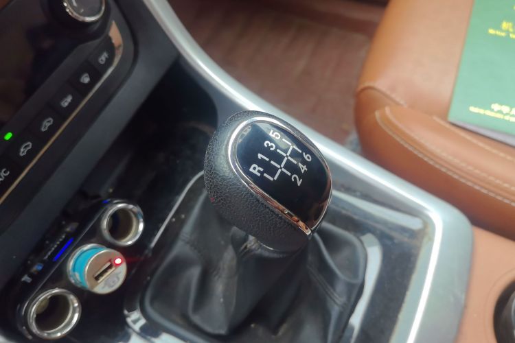 北汽幻速S7 2018款 1.5T 手动尊享型中控内饰18