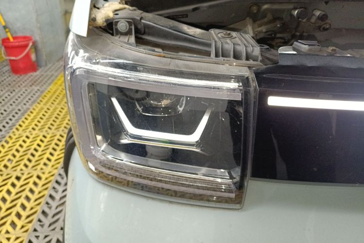 五菱汽车 宏光MINIEV 2020款 悦享款 磷酸铁锂车身外观6006