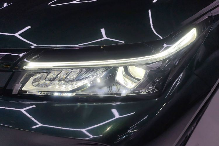 蓝电E5 PLUS 2025款 120km 标准旅行定制版 7座局部细节36