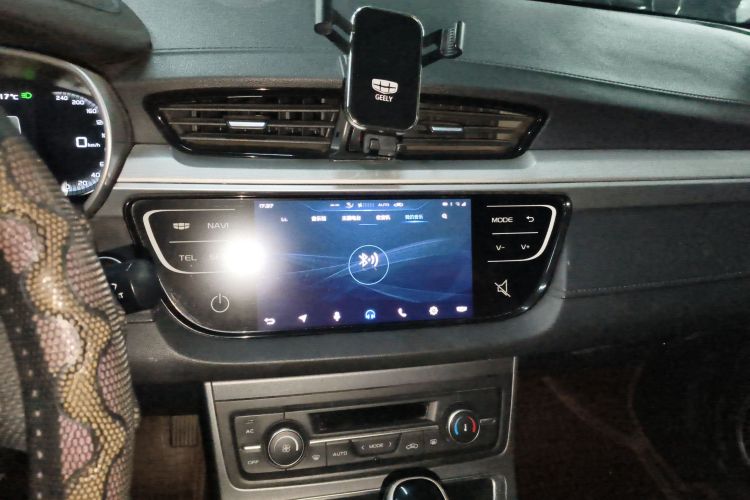 吉利汽车 帝豪 2018款 1.5L CVT向上互联版局部细节16