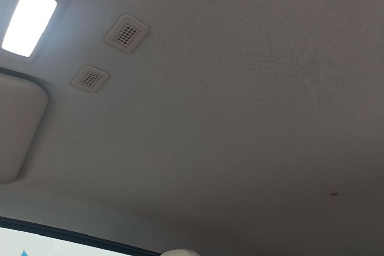 吉利银河 2023款 熊猫mini 200km 耐力熊中控内饰22