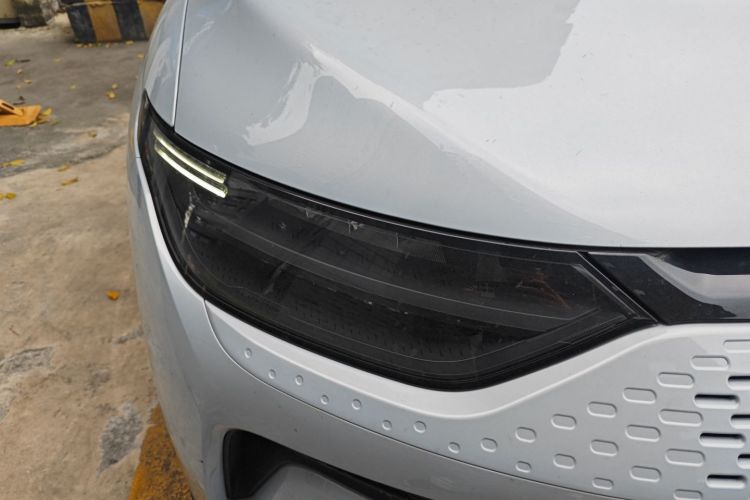 零跑汽车 零跑C11 2023款 增程 180舒享版车身外观8