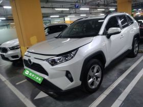 丰田 RAV4荣放 2020款 2.0L CVT四驱风尚版