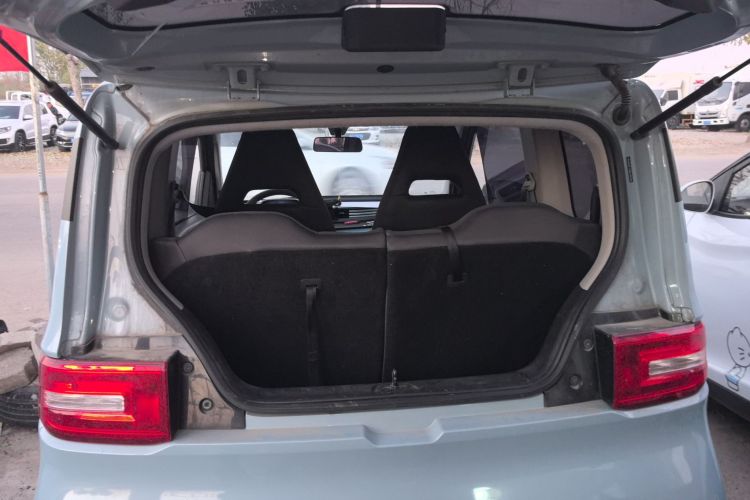 五菱汽车 宏光MINIEV 2020款 悦享款 磷酸铁锂机舱底盘23