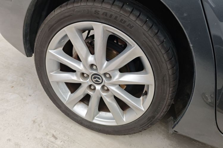 马自达3 昂克赛拉 2017款 三厢 2.0L 自动旗舰型 国V车身外观6008